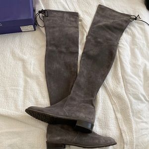 Stuart Weitzman Lowland Stretch Flat